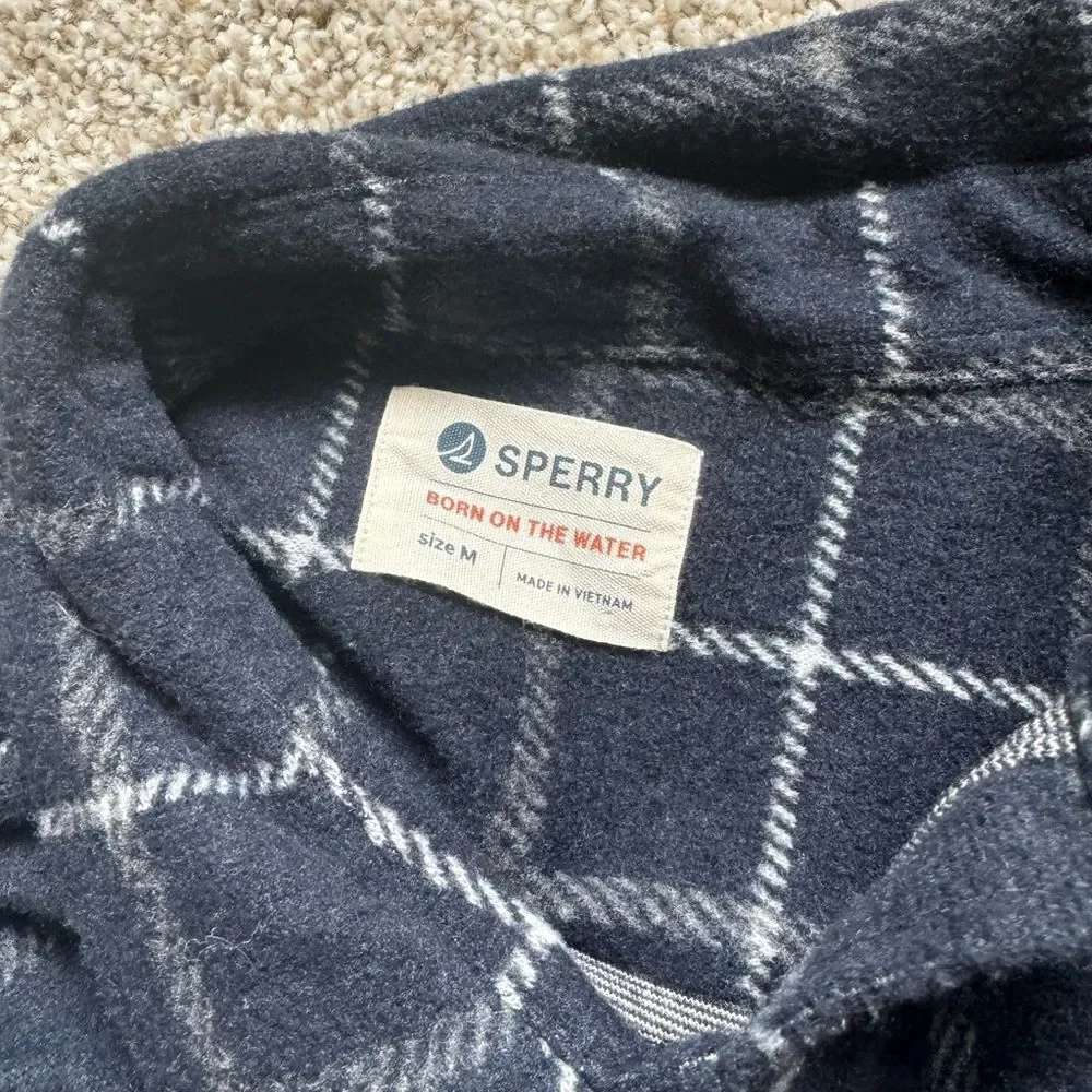 Sperry Men's Navy Plaid Button Down | Medium